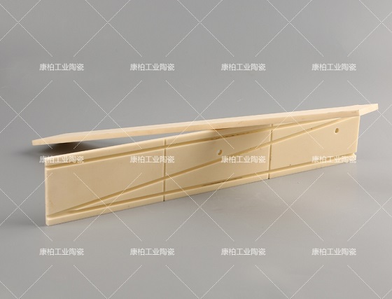 使用氧化鋁陶瓷有哪些優(yōu)勢？